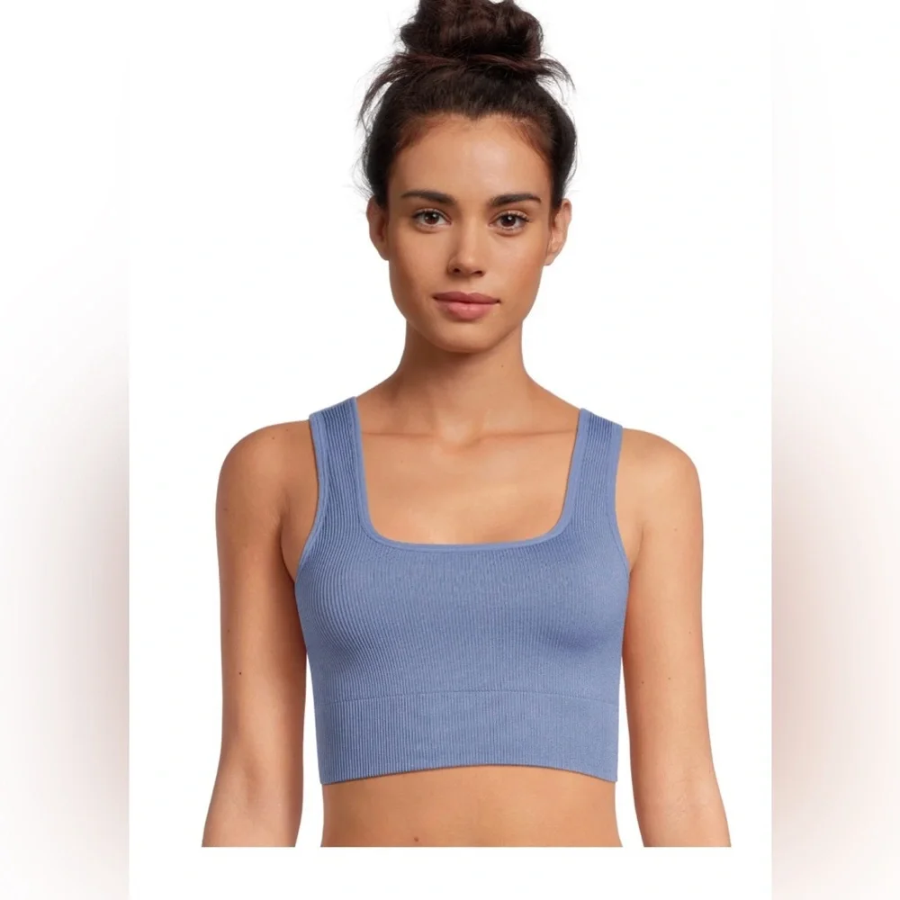 NWT‎ Avia Seamless Double Scoop Sports Bra Blue Moonlight Size Small Low Support